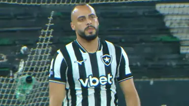 Botafogo enfrenta Bragantino com desfalques e possíveis retornos Botafogo enfrenta Bragantino com desfalques e possíveis retornos