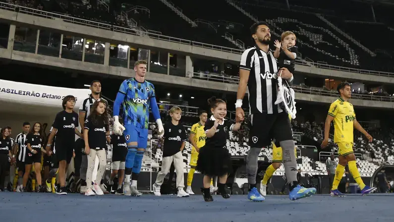 Botafogo fecha 9ª rodada do Brasileirão em 15º, com jogo a menos