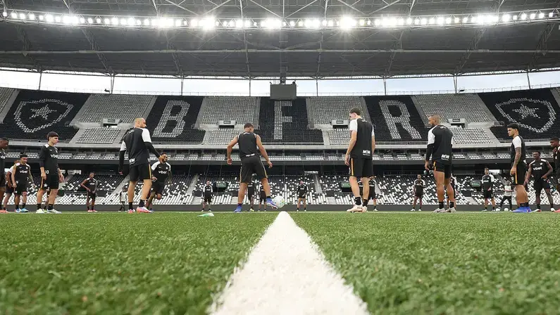 Com CT Lonier cedido à NFL, Botafogo vai treinar no Nilton Santos e na Urca