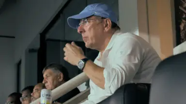 Justiça nega liminar de John Textor contra Eagle em disputa pela SAF do Botafogo Justiça nega liminar de John Textor contra Eagle em disputa pela SAF do Botafogo