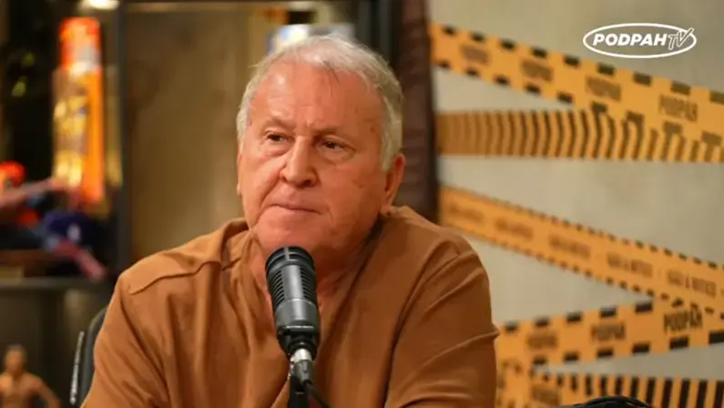 Zico recorda início e comenta tratamento dado ao Flamengo: 'Hoje falam em Flapress, mas na época era Botafogo Press'