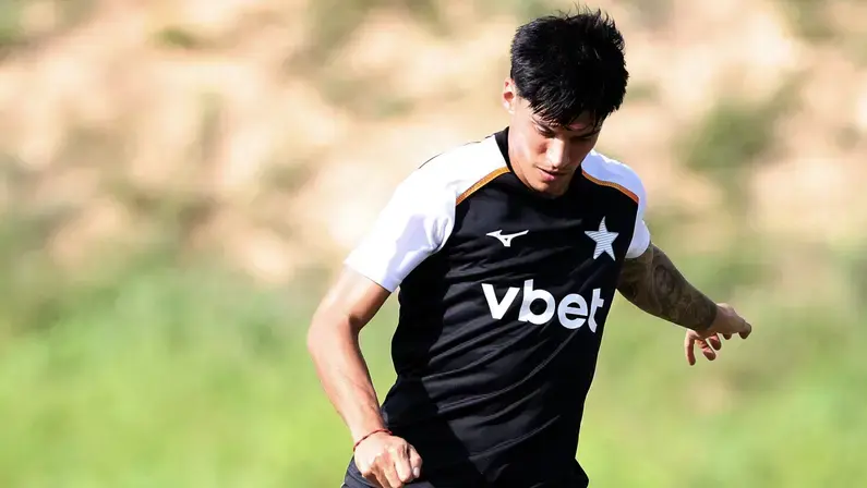 Joaquín Correa, do Botafogo, entra novamente no radar do River Plate, diz site argentino