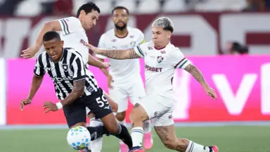Tropeços no Nilton Santos ligam alerta no Botafogo, mas Franclim evita dividir: 'Vemos deficiências e virtudes em casa e fora' Tropeços no Nilton Santos ligam alerta no Botafogo, mas Franclim evita dividir: 'Vemos deficiências e virtudes em casa e fora'