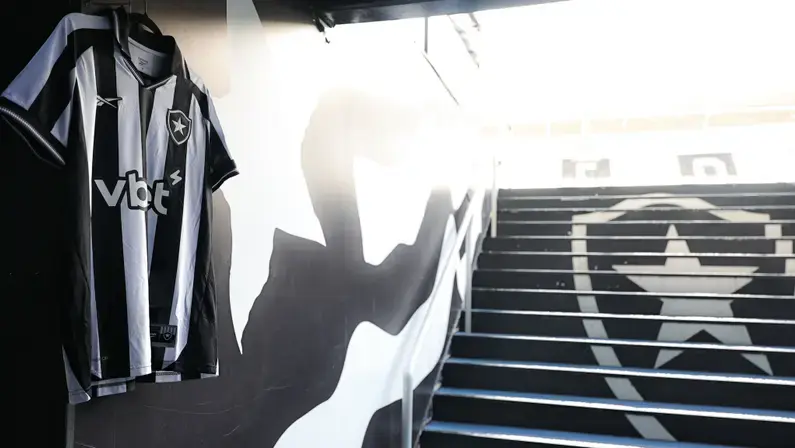 Proposta 'bem robusta' da GDA, fundo do Texas com intenção específica e John Textor: Botafogo tem três ofertas concretas pela SAF