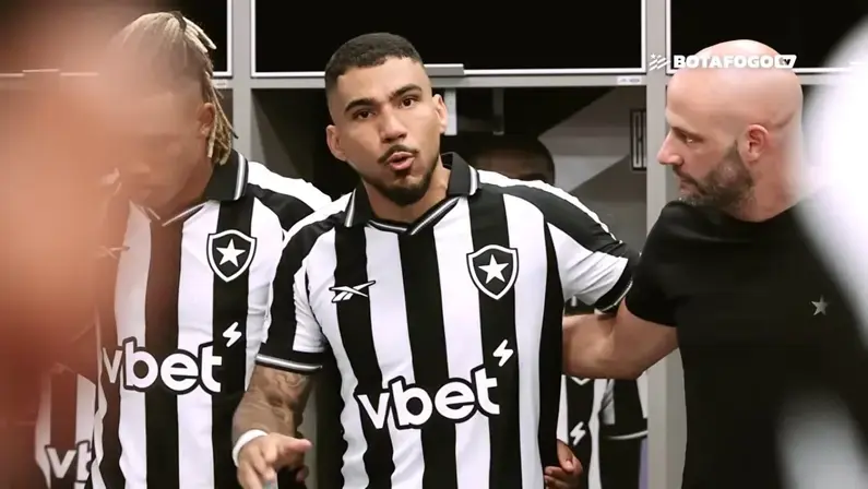 Allan contagia elenco do Botafogo e dá missão antes de vitória sobre a Chapecoense: 'Objetivo é não tomar gol'
