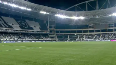 Botafogo mudou empresa de manutenção do gramado sintético do Nilton Santos no início de 2026 Botafogo mudou empresa de manutenção do gramado sintético do Nilton Santos no início de 2026