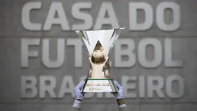 PM autoriza Fla-Flu no mesmo dia de Botafogo x Coritiba após atraso em viagem do Flamengo; CBF confirma mudança PM autoriza Fla-Flu no mesmo dia de Botafogo x Coritiba após atraso em viagem do Flamengo; CBF confirma mudança