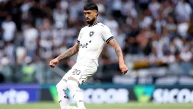 Barboza, do Botafogo, chegaria ao Palmeiras como reserva, avaliam comentaristas Barboza, do Botafogo, chegaria ao Palmeiras como reserva, avaliam comentaristas
