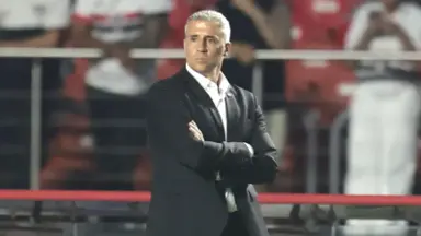 Jornalista aponta Hernán Crespo como favorito de Textor para o Botafogo Jornalista aponta Hernán Crespo como favorito de Textor para o Botafogo