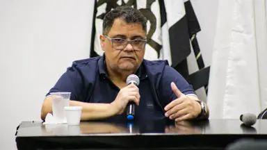 Vice-presidente do Botafogo social rebate ex-dirigente em caso John Textor: ‘Quem tem que explicar é quem não fiscalizou quando deveria’ Vice-presidente do Botafogo social rebate ex-dirigente em caso John Textor: ‘Quem tem que explicar é quem não fiscalizou quando deveria’