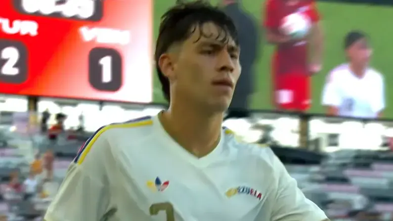 Ferraresi, do Botafogo, é titular em derrota da Venezuela em amistoso nos Estados Unidos