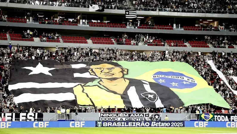 Botafogo abre venda de ingressos para sócios contra o Internacional em Brasília