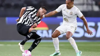 Comentaristas apontam dificuldades do Botafogo contra a Chape e veem fuga do rebaixamento como encaminhada: ‘Tem que fazer muita coisa errada para entrar’ Comentaristas apontam dificuldades do Botafogo contra a Chape e veem fuga do rebaixamento como encaminhada: ‘Tem que fazer muita coisa errada para entrar’