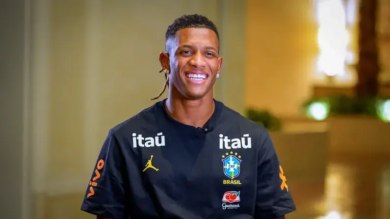 Danilo, do Botafogo, se vê se mais preparado para a Seleção: 'Vivo grande fase no Glorioso'