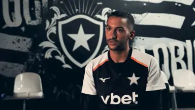 Ziyech: 'Essa temporada não vamos pensar nisso, mas ano que vem quero jogar pelos troféus. Por isso vim para o Botafogo' Ziyech: 'Essa temporada não vamos pensar nisso, mas ano que vem quero jogar pelos troféus. Por isso vim para o Botafogo'