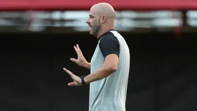 Técnico do Botafogo, Franclim Carvalho terá reunião com dirigente do Vasco nesta sexta Técnico do Botafogo, Franclim Carvalho terá reunião com dirigente do Vasco nesta sexta