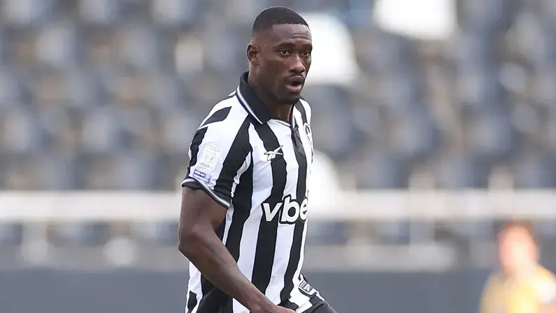 Bastos não se reapresenta, e Botafogo avalia quais medidas cabíveis tomar; Ferraresi e Tucu Correa voltam na próxima segunda