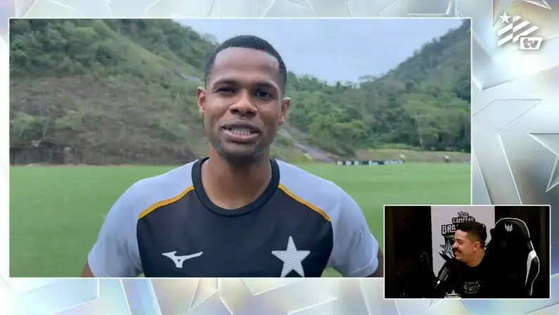 Narrador se emociona com recado de Júnior Santos no Botafogo e revela encontro no Atlético-MG: 'Obrigado pelo dia mais feliz da minha vida'