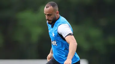 Primeira proposta do Tigres por Arthur Cabral não agrada ao Botafogo; negociações seguem Primeira proposta do Tigres por Arthur Cabral não agrada ao Botafogo; negociações seguem