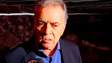 Diretor do Grêmio reclama do Botafogo ao garantir Luís Castro: ‘Doamos Nathan Fernandes e Cuiabano, porque até agora não pagaram’ Diretor do Grêmio reclama do Botafogo ao garantir Luís Castro: ‘Doamos Nathan Fernandes e Cuiabano, porque até agora não pagaram’