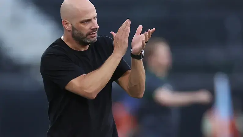 Treinador elogia caráter de jogadores do Botafogo: 'Não tenham dúvidas de que nós vamos ganhar muito jogo'