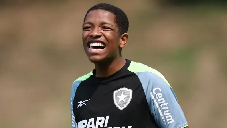 Botafogo mantém percentual e libera Yarlen sem custos para o Athletic