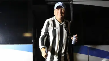 Fundo que poderia ser novo sócio de Textor no Botafogo com aporte tem negócios com a Ares no Canadá, explica jornalista Fundo que poderia ser novo sócio de Textor no Botafogo com aporte tem negócios com a Ares no Canadá, explica jornalista