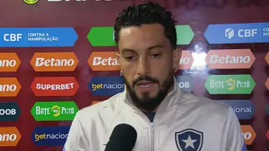 Alex Telles: Botafogo lida bem com turbulências fora de campo Alex Telles: Botafogo lida bem com turbulências fora de campo