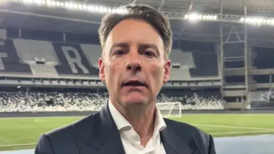 Gabriel de Alba mostra otimismo com Botafogo após empate com Palmeiras: 'Time jogou bem. As vitórias vão chegar' Gabriel de Alba mostra otimismo com Botafogo após empate com Palmeiras: 'Time jogou bem. As vitórias vão chegar'