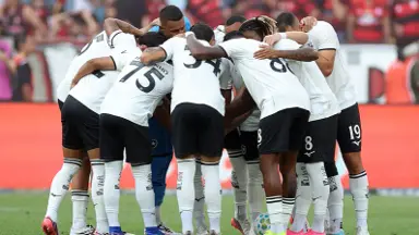 Credibilidade de Textor afeta busca do Botafogo por reforços, aponta canal Credibilidade de Textor afeta busca do Botafogo por reforços, aponta canal