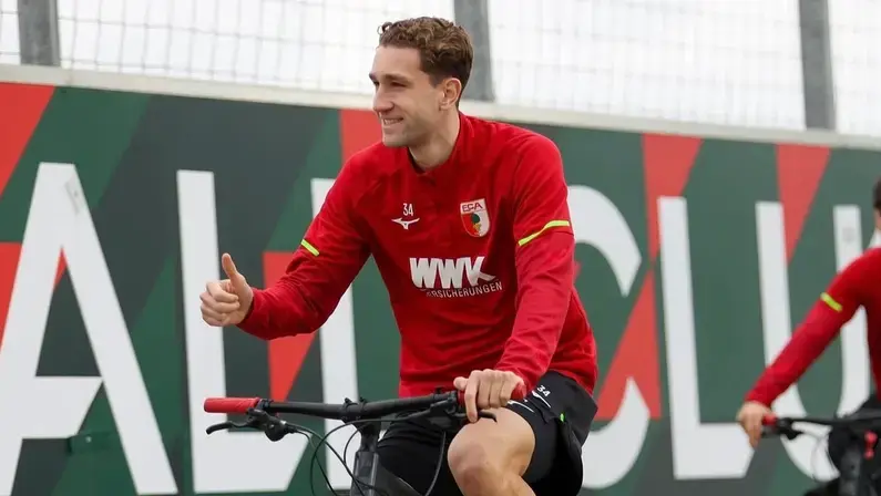 Botafogo demonstra interesse por zagueiro Arthur Chaves, do Hoffenheim