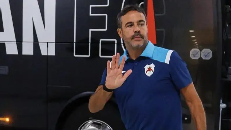 Um ano e três meses após deixar Botafogo, Artur Jorge anuncia saída do Al-Rayyan rumo ao Cruzeiro