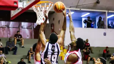 Justiça cita Flamengo x Botafogo no NBB como um dos motivos e volta a vetar Vasco x Boca Juniors no Maracanã Justiça cita Flamengo x Botafogo no NBB como um dos motivos e volta a vetar Vasco x Boca Juniors no Maracanã