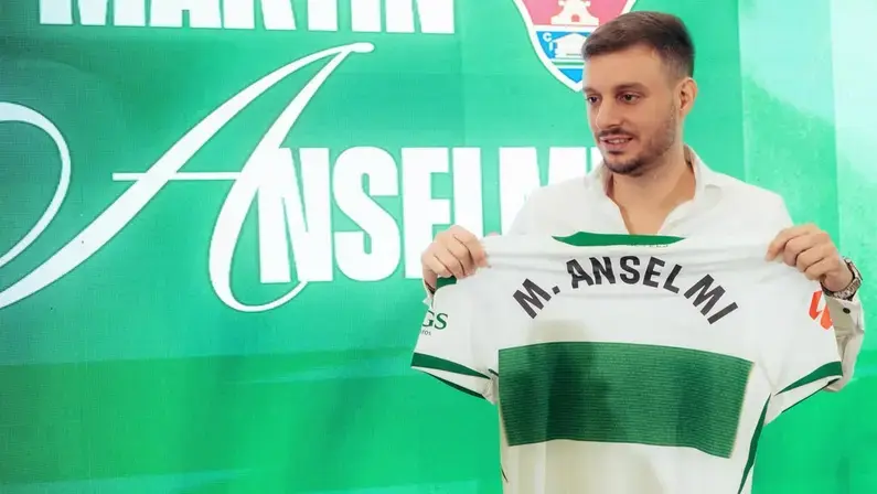 Anselmi sobre Botafogo: "Clube passava por período caótico, não fui mágico"