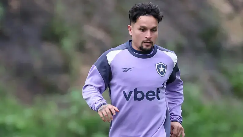 Botafogo sofre quarto transfer ban por dívida com Zenit por Artur