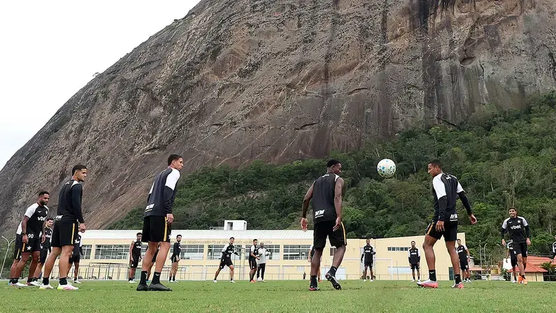 Canal: Botafogo descarta reforços ‘livres’ por entender que são veteranos, caros e sem ritmo