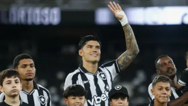 De saída do Botafogo, Joaquín Correa é esperado no Estudiantes nesta sexta para exames De saída do Botafogo, Joaquín Correa é esperado no Estudiantes nesta sexta para exames