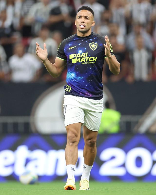 Após clássico, Marçal vira preocupação nos bastidores do Botafogo