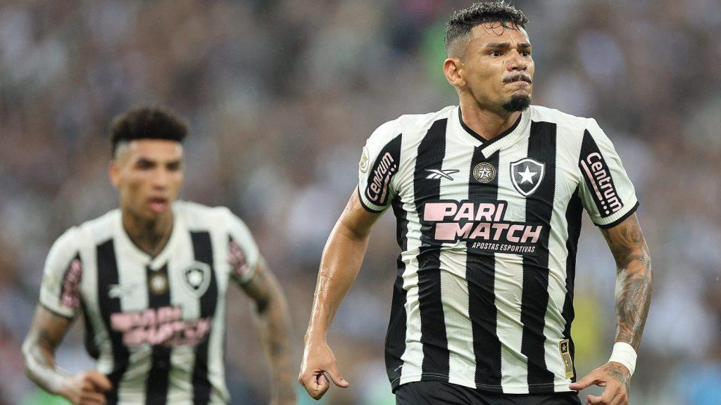 Fernanda Maia faz apelo a Tite e pede mudança no ataque do Botafogo