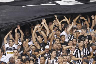 Botafogo pode fechar com jogador do Benfica e agita mercado da bola Botafogo pode fechar com jogador do Benfica e agita mercado da bola