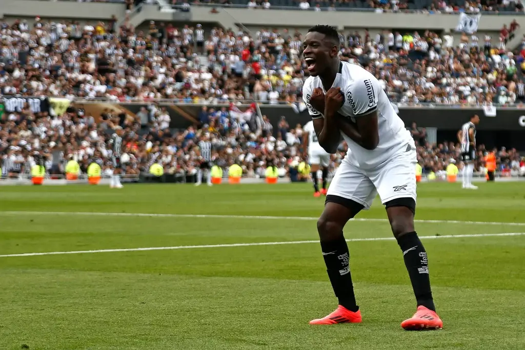 Everson relembra derrota para o Botafogo: “Pior dia da minha vida”