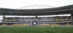 Botafogo toma decisão sobre reforço de peso e surpreende no mercado