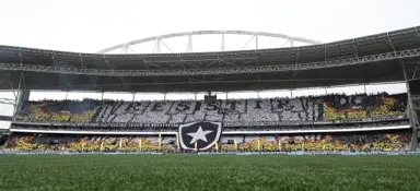 Botafogo toma decisão sobre reforço de peso e surpreende no mercado Botafogo toma decisão sobre reforço de peso e surpreende no mercado