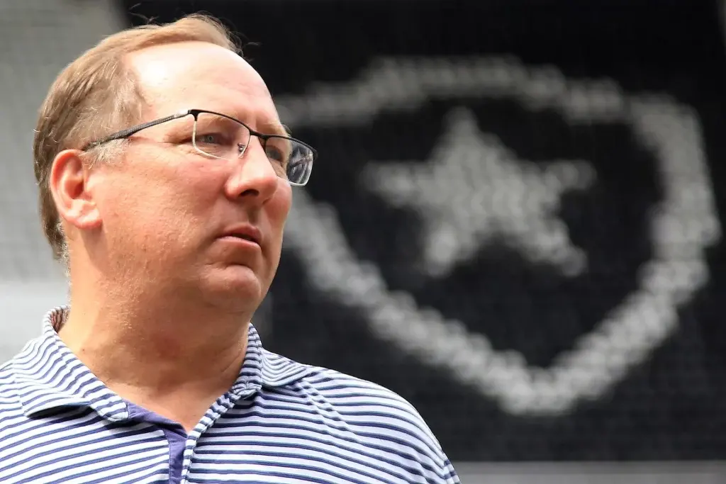 Botafogo pode liberar 2 jogadores para clube da série B; entenda o cenário