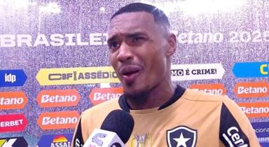 Botafogo é 'informado' sobre retorno de John para o 2º semestre; entenda o cenário Botafogo é 'informado' sobre retorno de John para o 2º semestre; entenda o cenário
