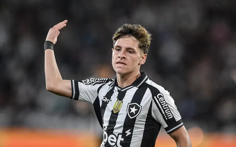 Botafogo segura Montoro após jovem recusar sete clubes do exterior