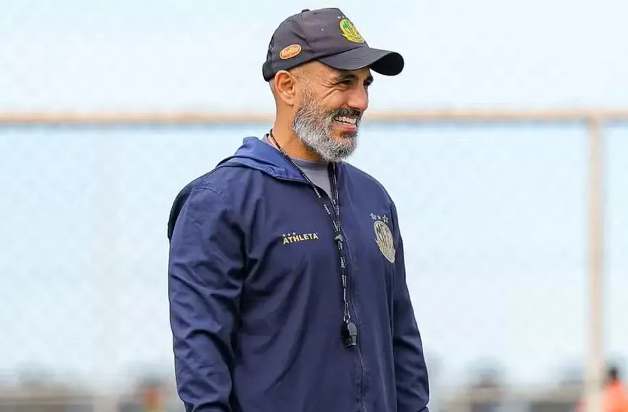 Depois de Rafael Guanaes, surge mais um treinador como possível comandante do Botafogo em 2026