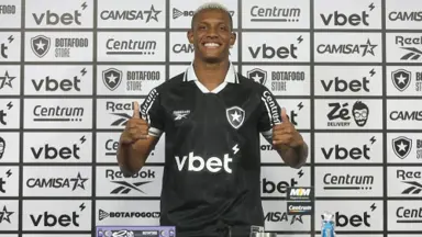 Vai sair? Danilo sinaliza onde quer jogar, após 'proposta' milionária da Europa Vai sair? Danilo sinaliza onde quer jogar, após 'proposta' milionária da Europa