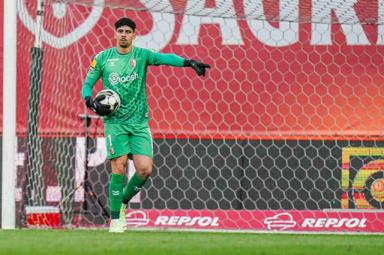 Sobre Matheus Magalhães: Botafogo 'recebe' resposta e avança por contratação de novo goleiro Sobre Matheus Magalhães: Botafogo 'recebe' resposta e avança por contratação de novo goleiro