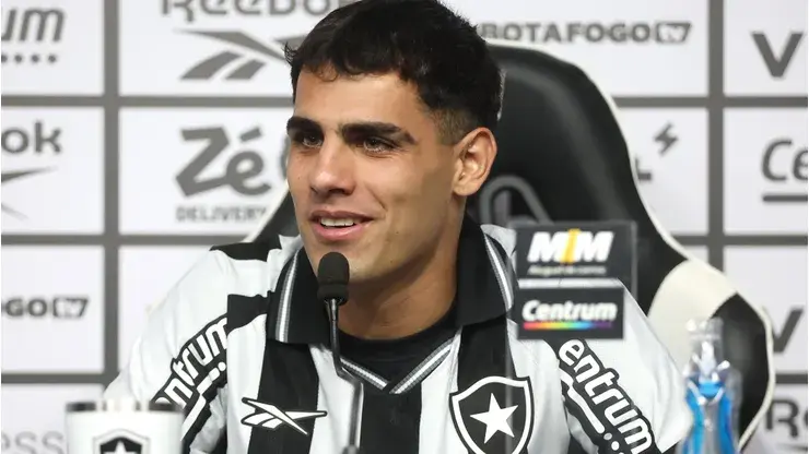 Após oferta do Valencia, Botafogo bate o martelo sobre futuro do Lucas Villalba